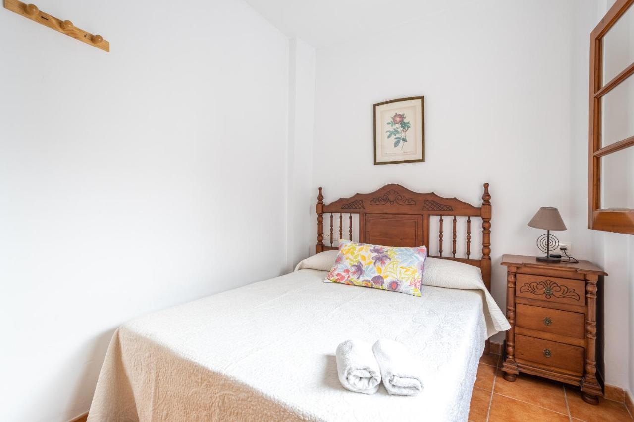 Apartment Nieves 2 Нерха Екстериор снимка
